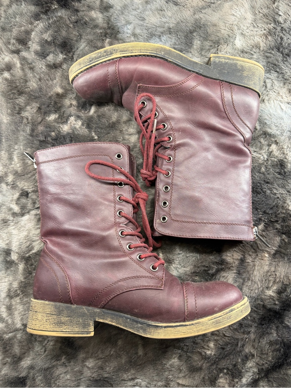 Madden Girl Burgundy Lace Up Combat Boots Plaid Lined Back Zip Women Size 8.5M